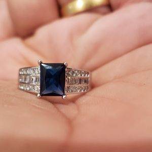 White gold over deep blue diamante ring Sz 7